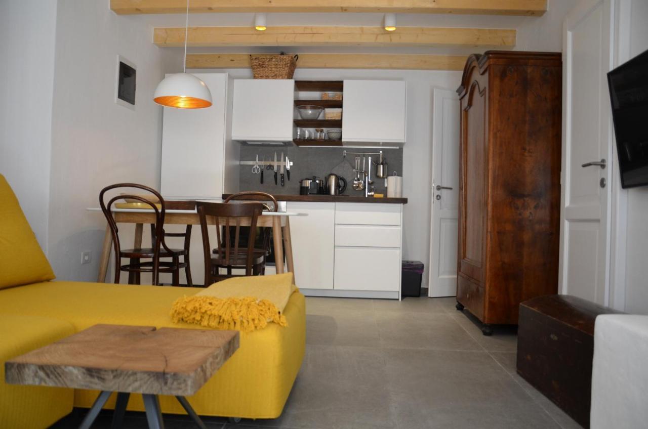 Apartments Martamare Martinšćica Eksteriør billede