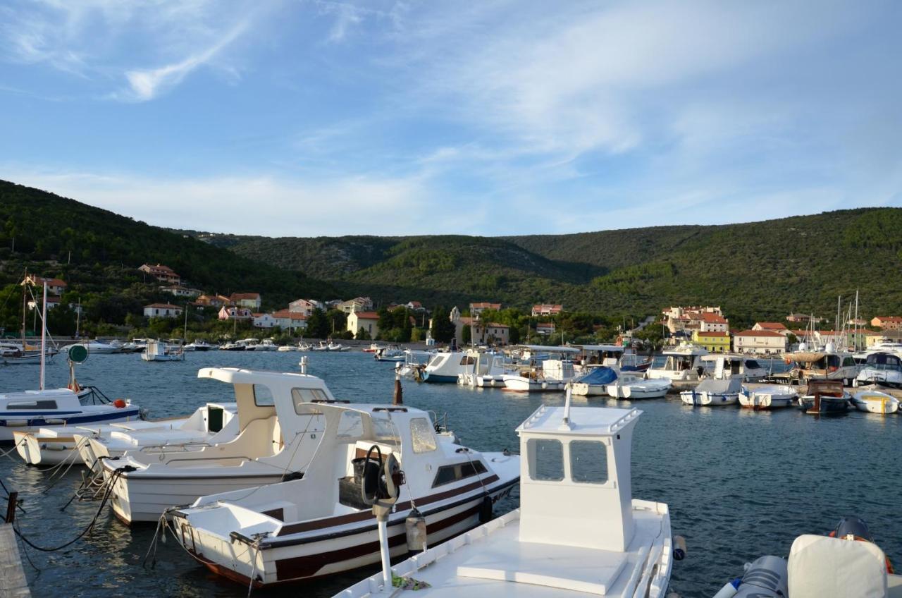 Apartments Martamare Martinšćica Eksteriør billede