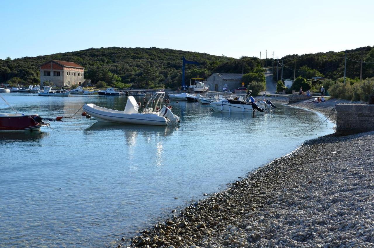 Apartments Martamare Martinšćica Eksteriør billede