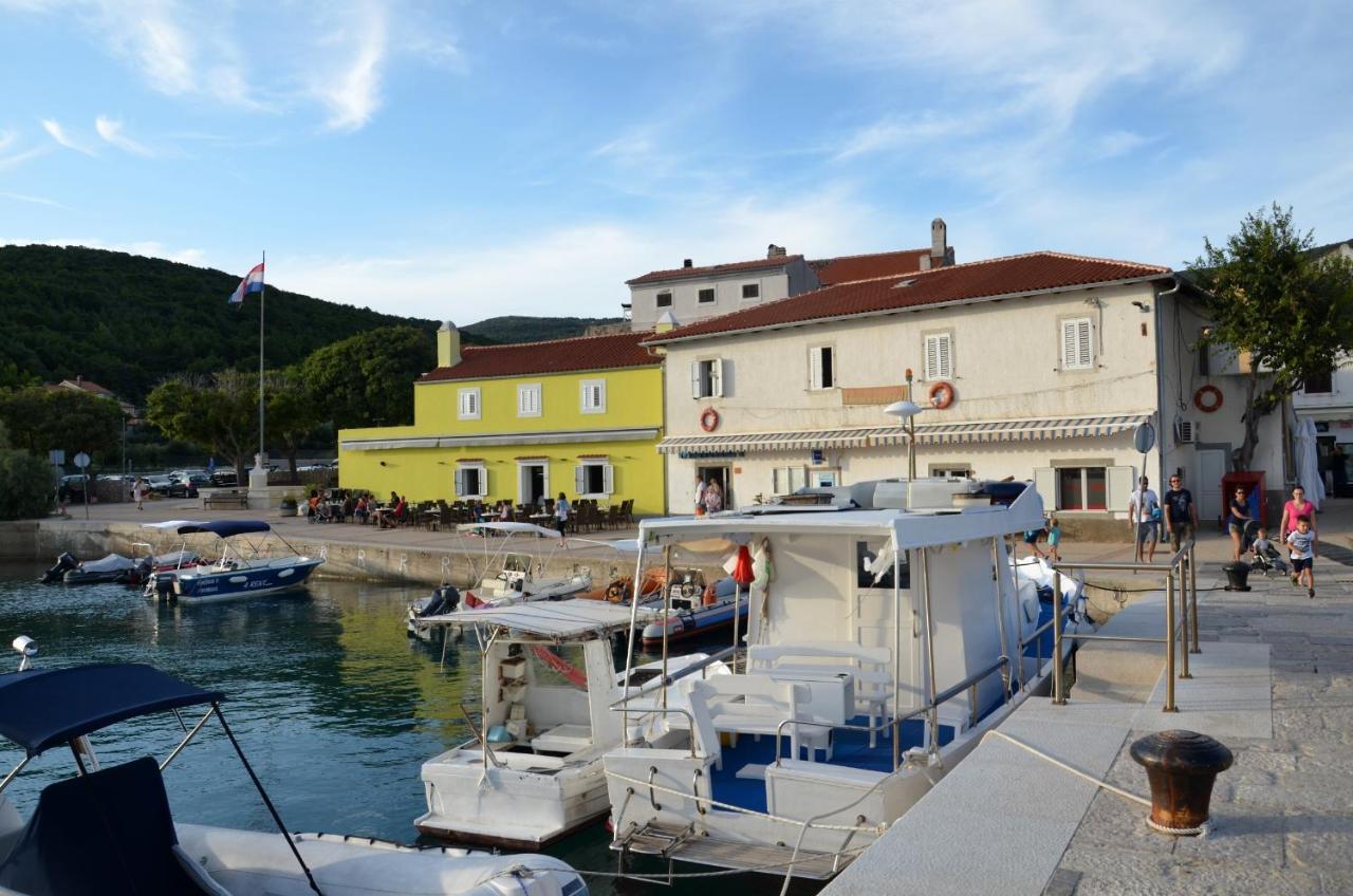 Apartments Martamare Martinšćica Eksteriør billede